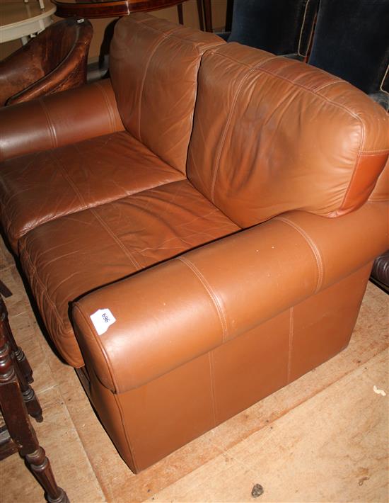 Leather 2 seat sofa(-)